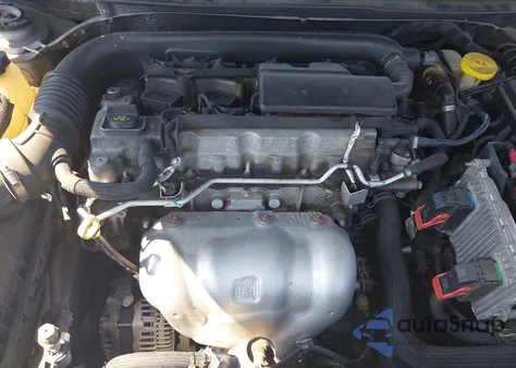 2016 Chrysler 200 Touring z USA, uszkodzony, nr VIN 1C3CCCFBXGN195525